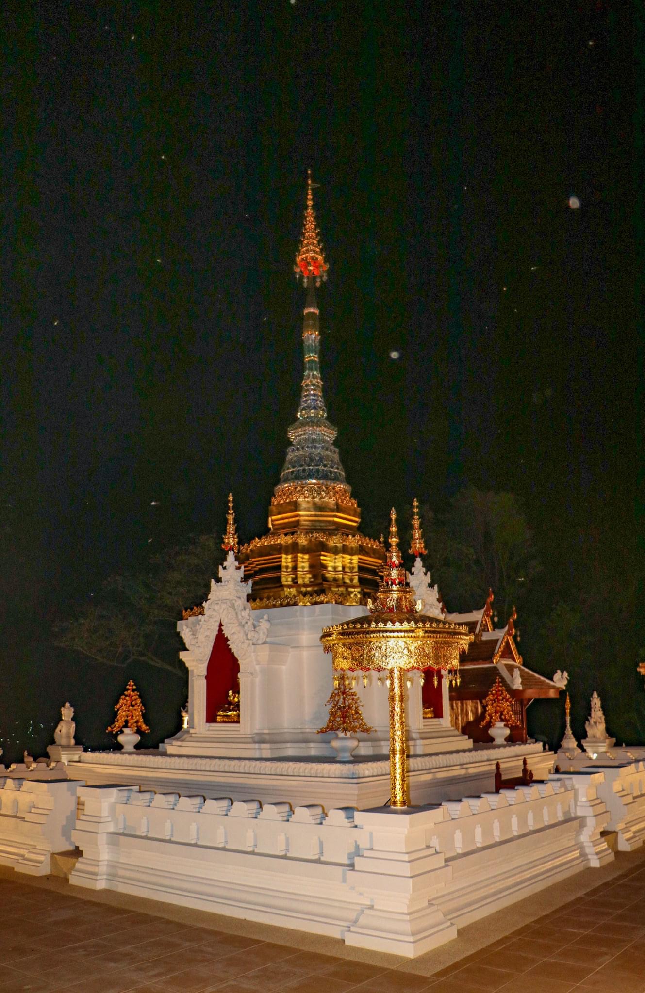 วัดพระธาตุดอยกาหลง